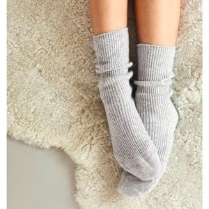 The White Company Cashmere Bed Socks Pale Gray